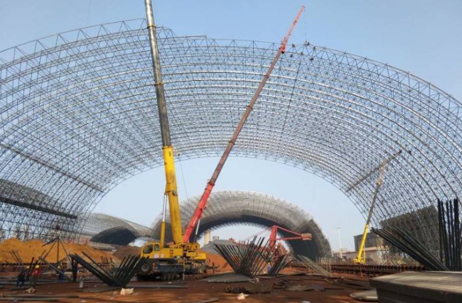 灵武浅析质料场封闭本领的特点以及利用类型